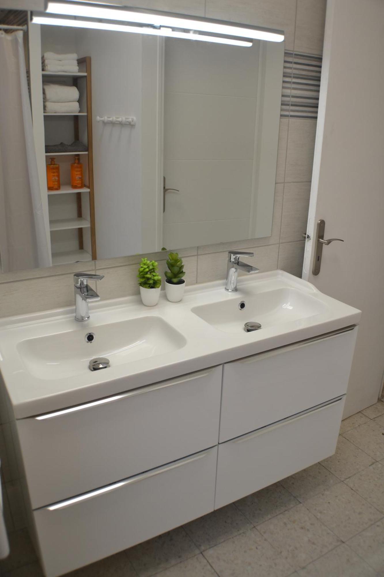 Villa La Bulle des familles•jacuzzi•wifi•airport shuttle Carcassonne Esterno foto